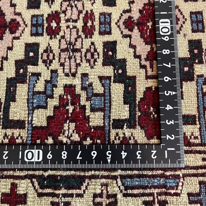 【新品未使用】パキスタン産 絨毯 手織り ブハラ ペルシャ