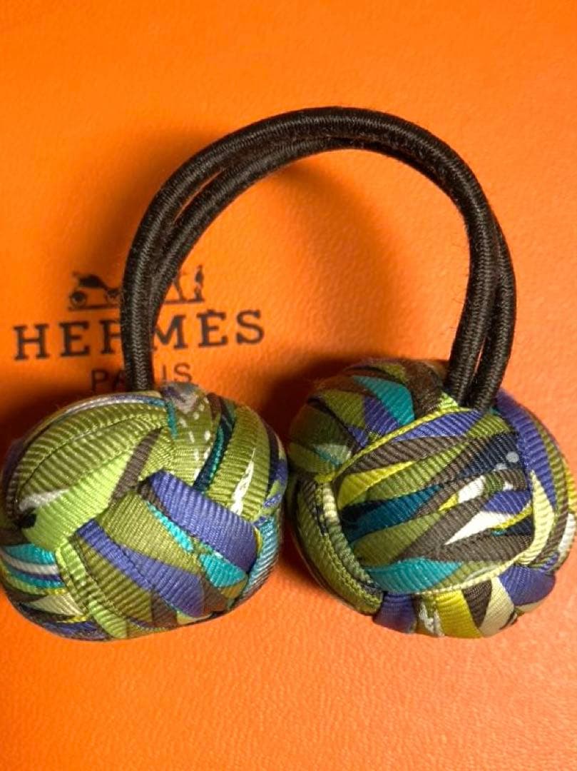 HERMES エルメス ポンポンシュシュ ヘアアクセサリー 保存袋付き