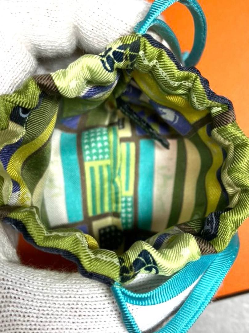 HERMES エルメス ポンポンシュシュ ヘアアクセサリー 保存袋付き