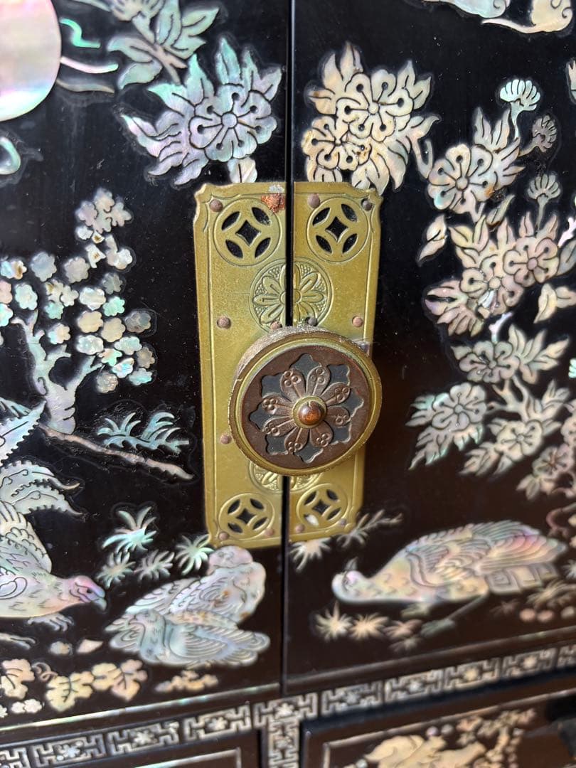 螺鈿細工 観音扉 棚 ビンテージ インテリア　中国 アンティーク 家具