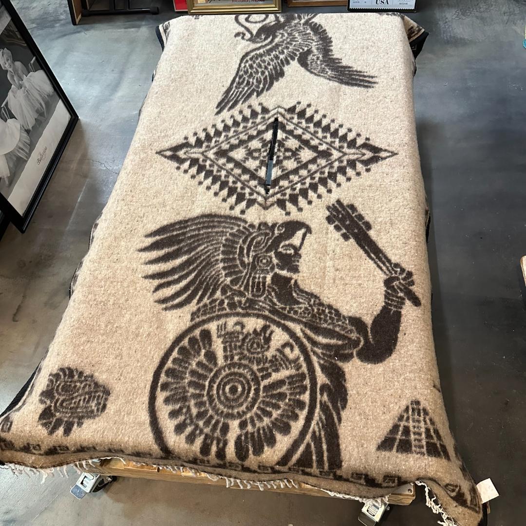 メキシコ製 アステカポンチョ | メキシカンラグ ネイティブ柄 ブラウンベージュ