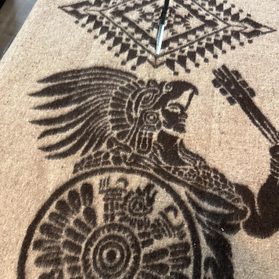 メキシコ製 アステカポンチョ | メキシカンラグ ネイティブ柄 ブラウンベージュ