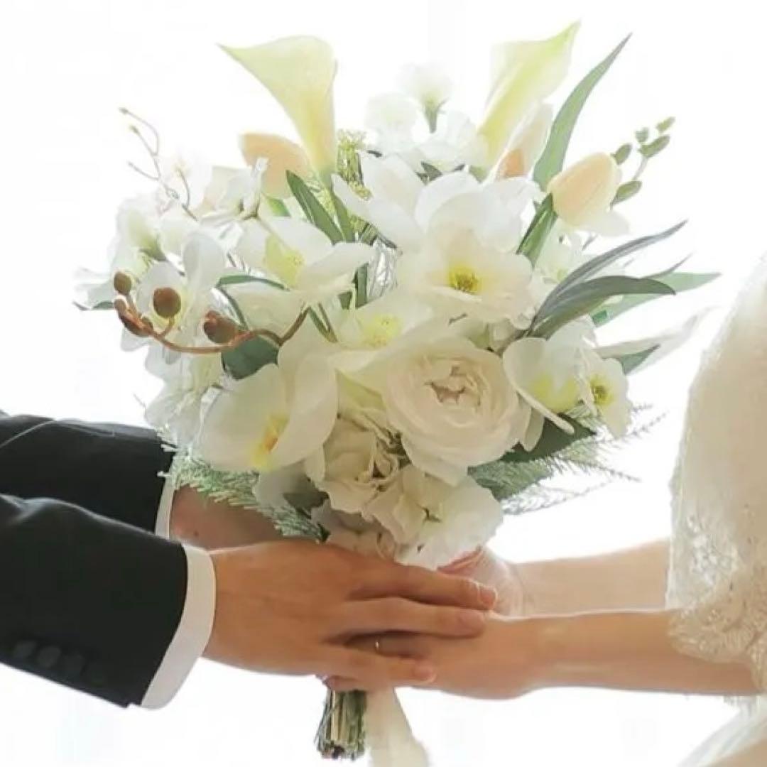 ウェディングブーケ白 クラシック