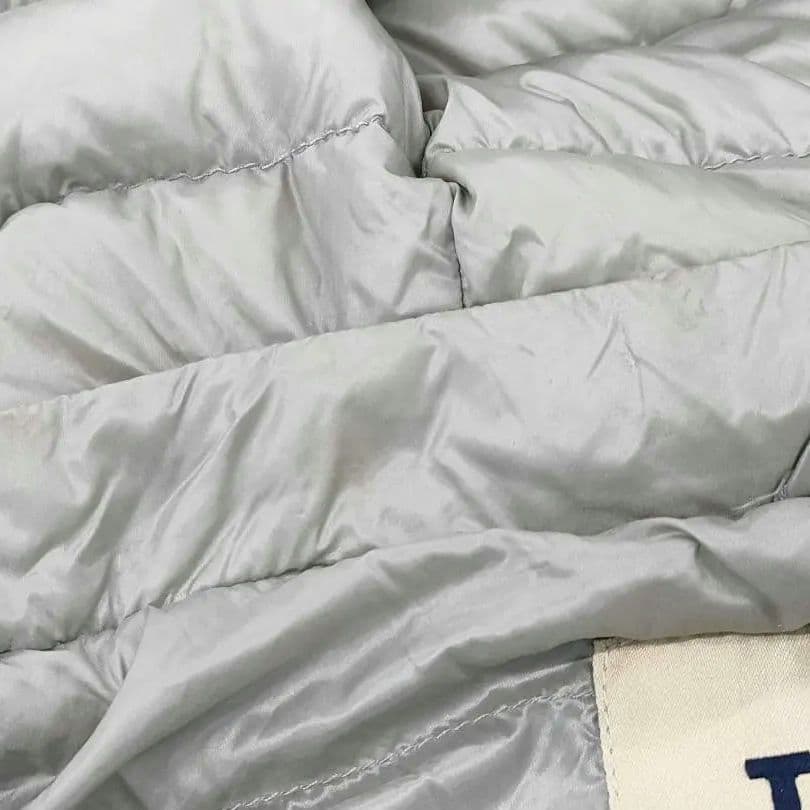 美品 HERNO フーデッド軽量ダウンベスト 46サイズ　L相当 d33