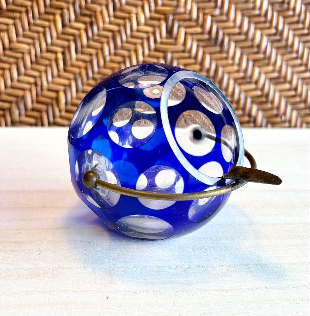 切子ガラス　藍色の灰皿　アンティーク