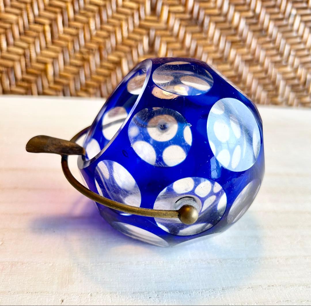 切子ガラス　藍色の灰皿　アンティーク