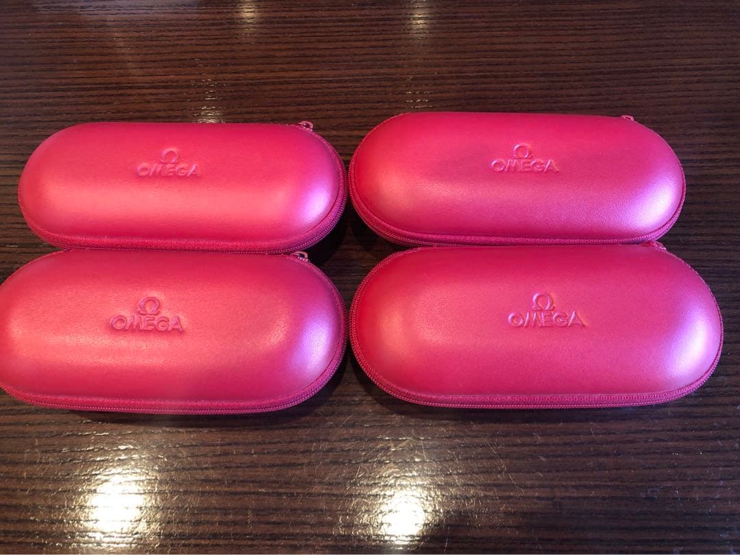 OMEGA 腕時計ケース 4つ 正規品