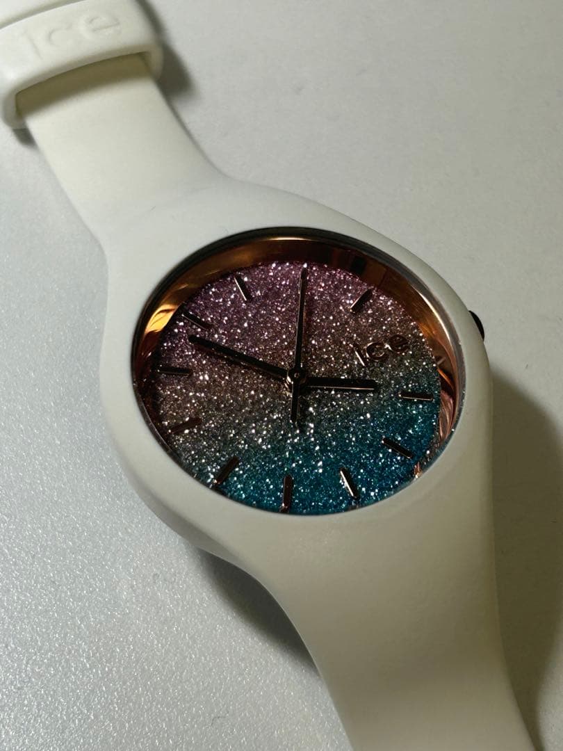 ice Watch アイスウォッチ　ラメ　腕時計　レインボー
