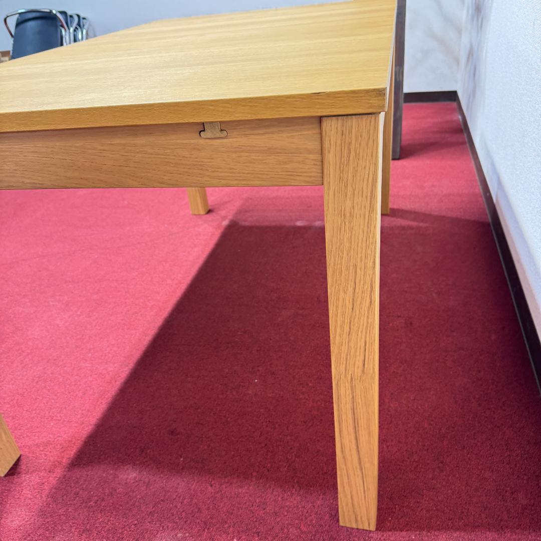 東京23区送料無料　マンション展示場未使用品　IKEAダイニングテーブル