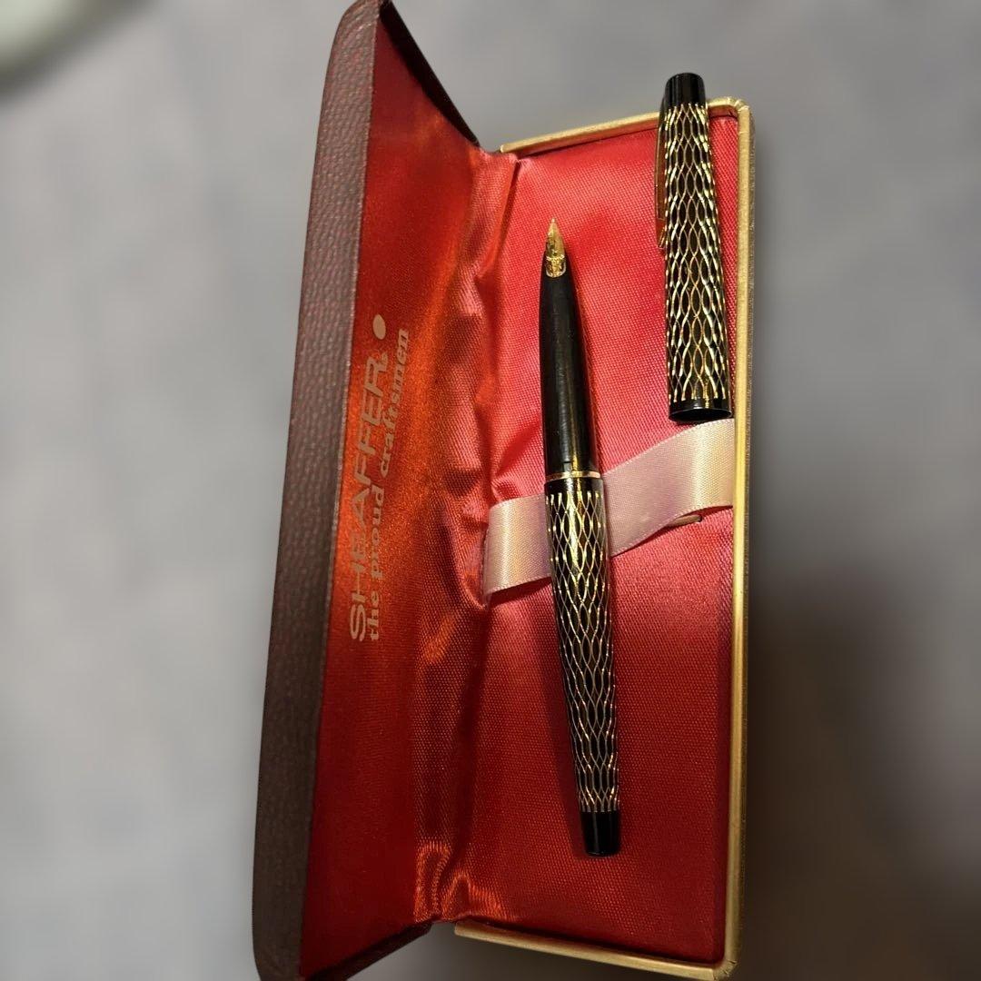 SHEAFFER 万年筆 ゴールドとブラック
