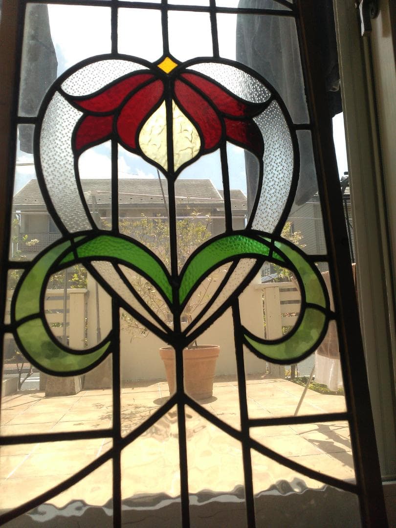 ステンドグラス大　窓枠３枚　中国五県・九州北部・近畿西部の方に限定