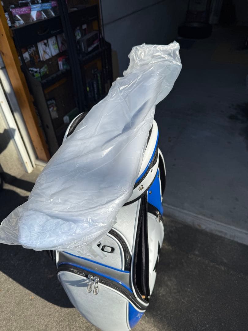 XXIOキャディバッグ2024レプリカモデルフードカバー付き
