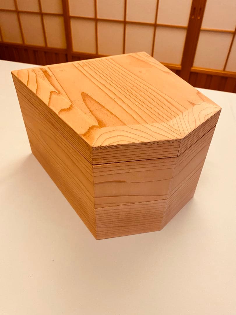 かねやま杉の二段重