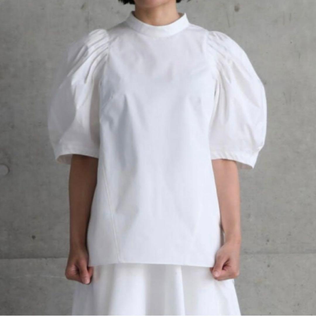 SHE tokyo パフスリーブブラウス　vera 新品未使用タグ付き　白