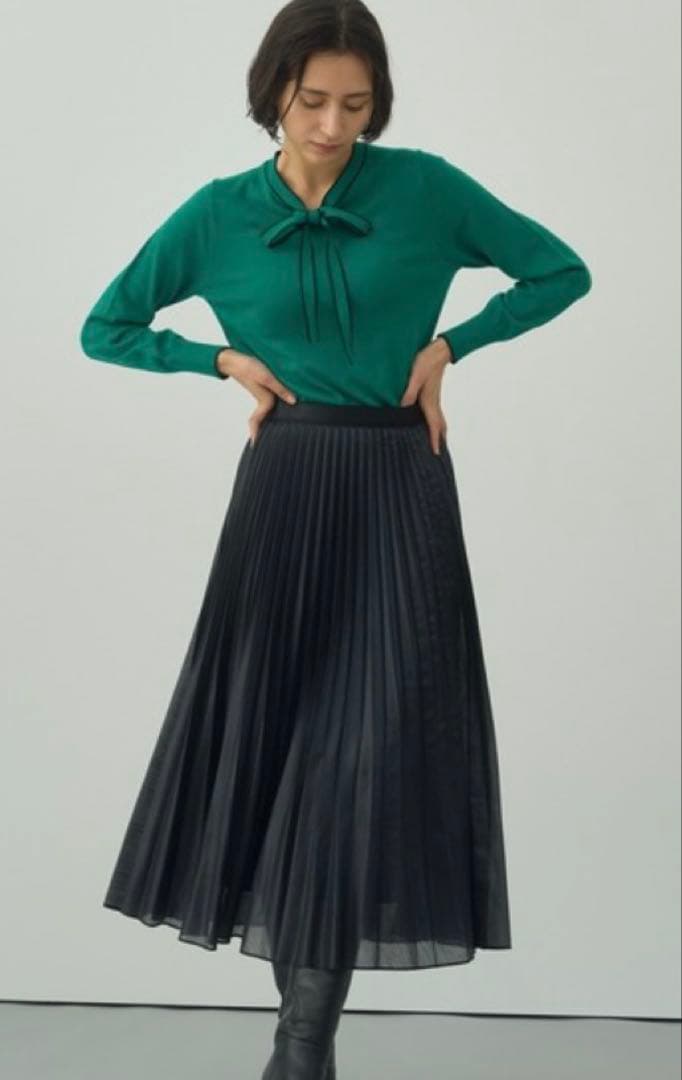 試着のみANAYIグリッターラインボウプルオーバー　36