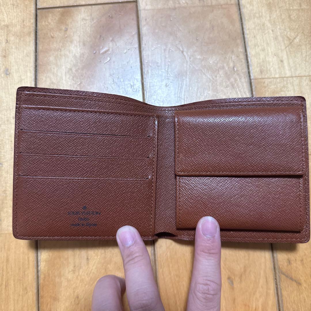 Louis Vuitton 二つ折り財布 モノグラム　箱付き