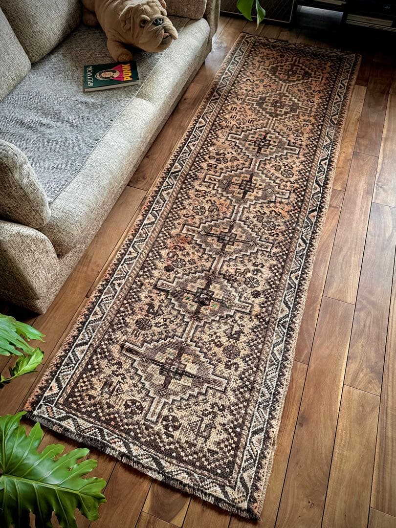 トライバルラグ　ヴィンテージラグ　カシュガイ族　シラーズ　ペルシャ絨毯　ランナー