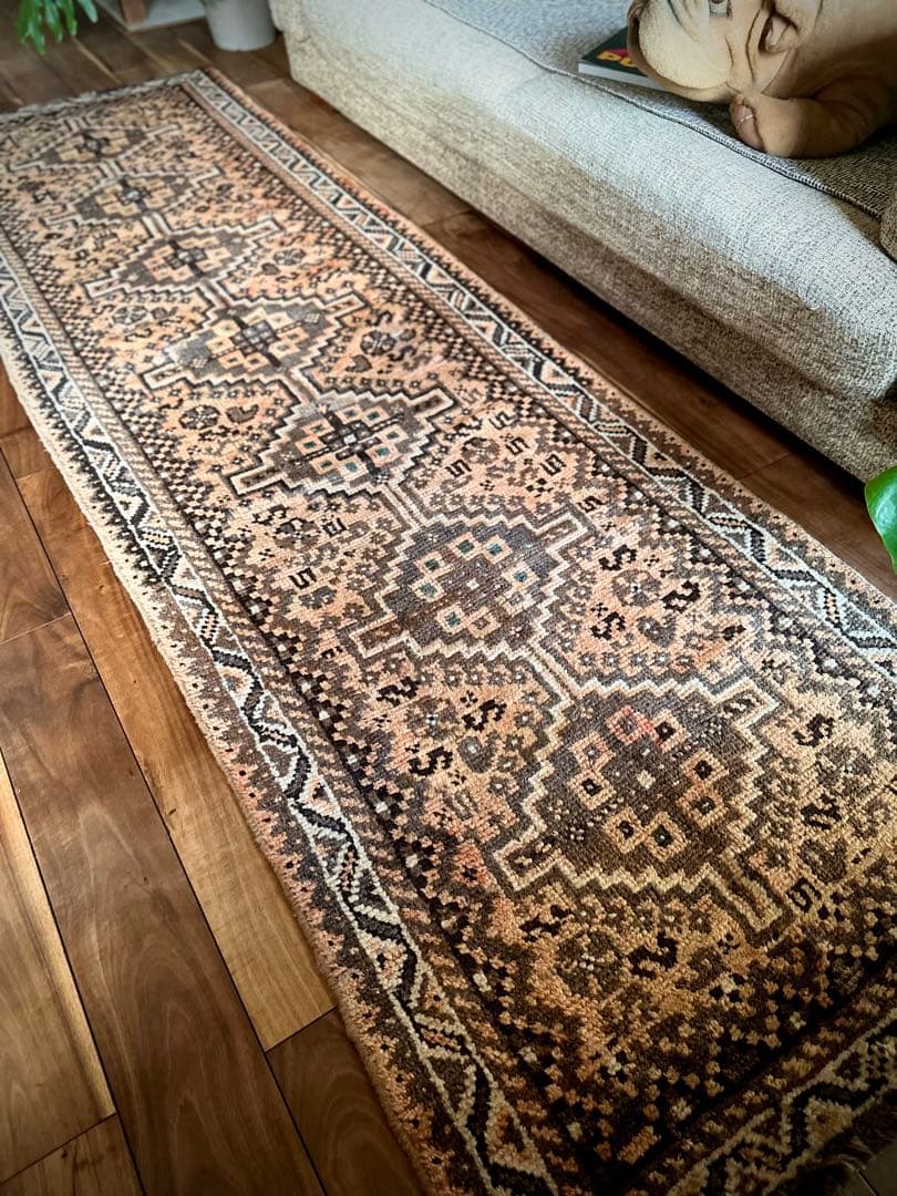 トライバルラグ　ヴィンテージラグ　カシュガイ族　シラーズ　ペルシャ絨毯　ランナー