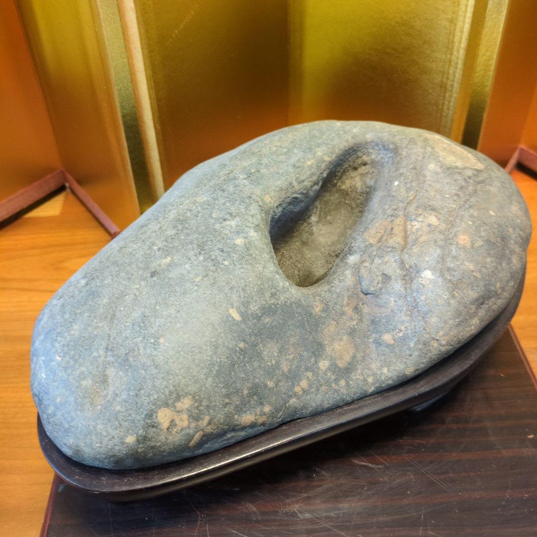 水石 溜まり 天然石 約4.6kg 原石 鑑賞石 自然石 専用台座付 希少 レア