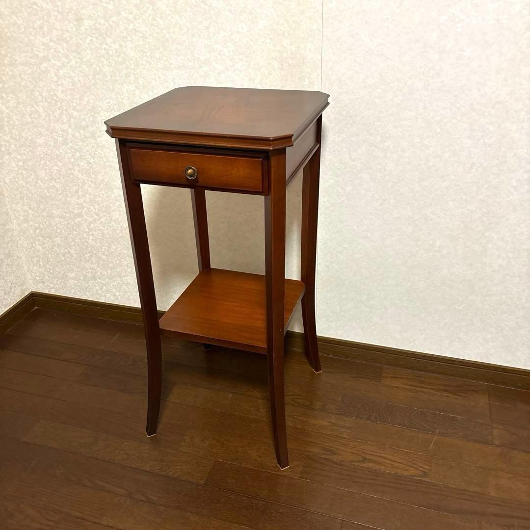 【美品】サイドテーブル アンティーク調 クラシック 花台 コンソール