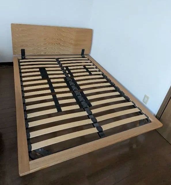 無印良品 木製ダブルベッドフレーム お引き取りのみ