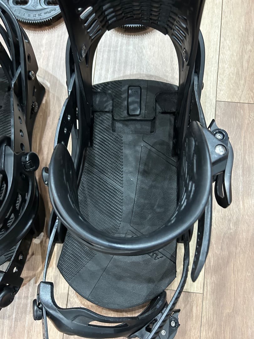 Burton GENESIS SIze:S スノーボードビンディング