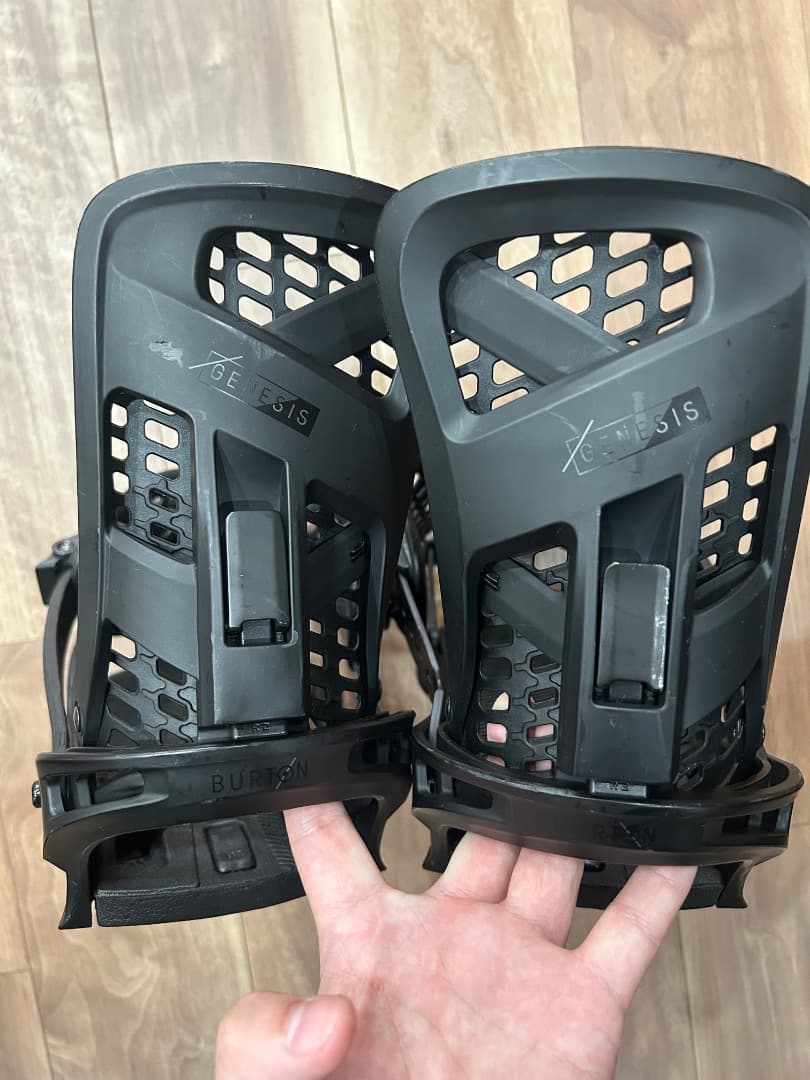 Burton GENESIS SIze:S スノーボードビンディング
