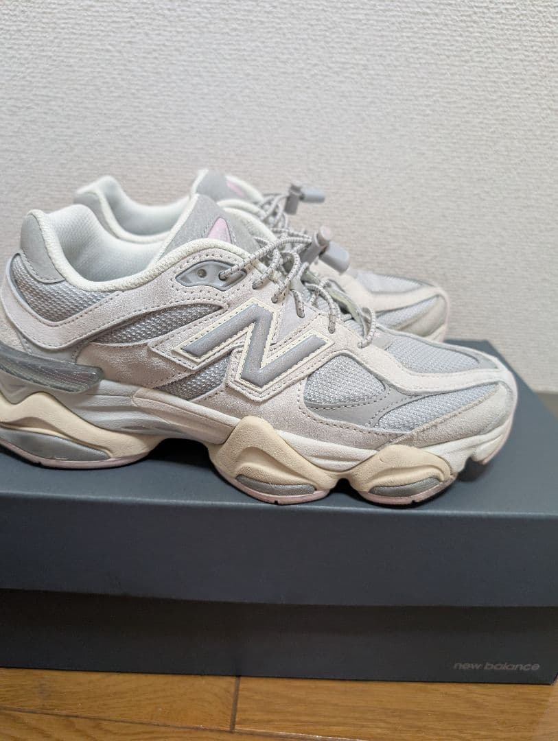 New Balance 9060 グレー スニーカー