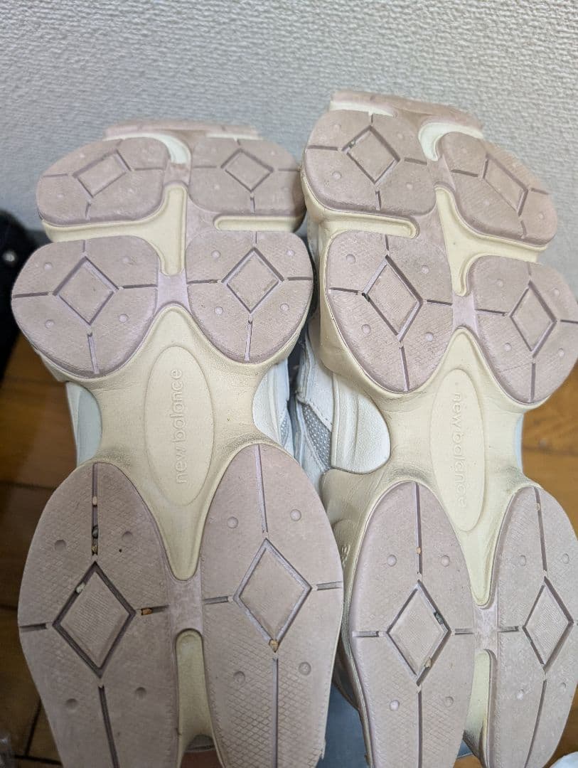 New Balance 9060 グレー スニーカー