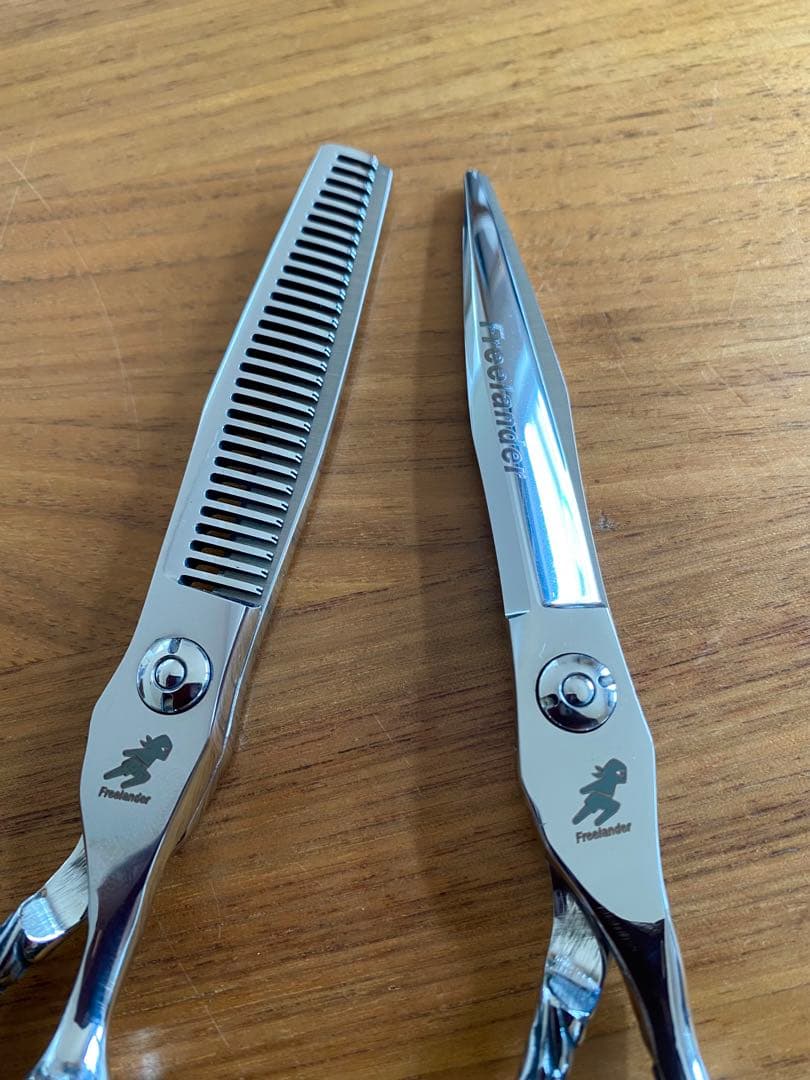 【新品】彫刻　カットシザー セニングシザー セット　理容　美容　鋏　はさみ　プロ