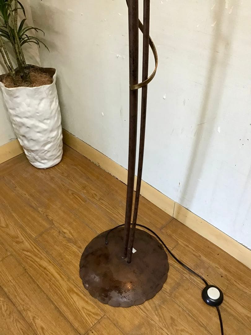 kochan☆管227☆イタリア製☆大塚家具☆アイアン☆フロアーランプ