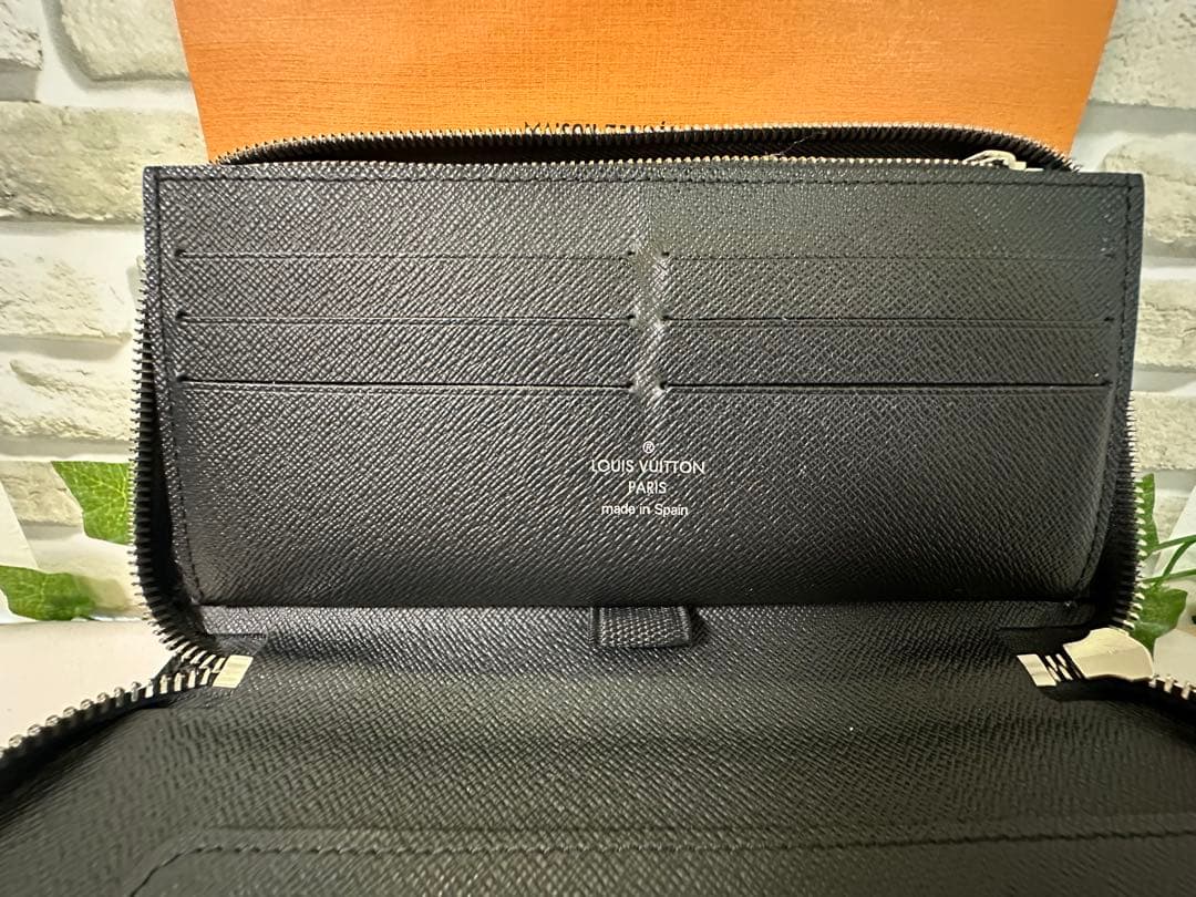 LOUIS VUITTONジッピーオーガナイザー ファスナー長財布