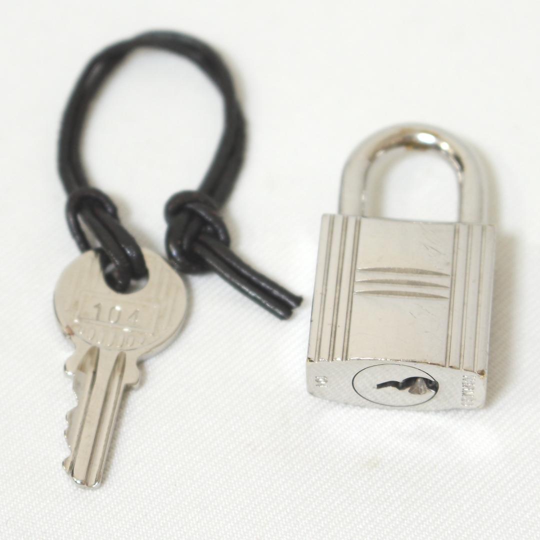 美品 HERMES シルバー カデナ 南京錠 パドロック 鍵付き104 ②
