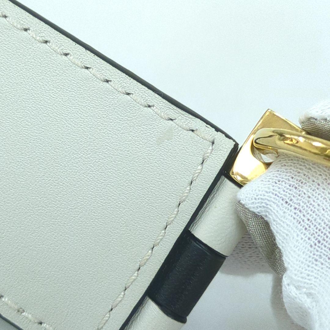 専用★★ロエベ キーリング キーホルダー アナグラム レザー ブラック ホワイト