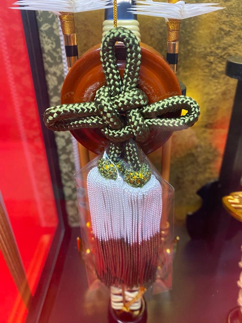 東京久月　破魔弓　安芸の金銀紙ガラスケース・間口約２４×奥行約１９×高さ約４６㎝