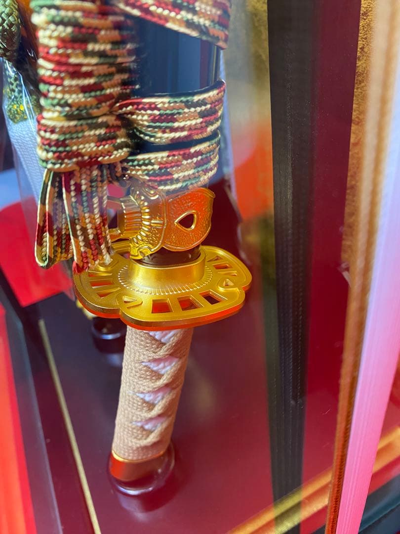 東京久月　破魔弓　安芸の金銀紙ガラスケース・間口約２４×奥行約１９×高さ約４６㎝