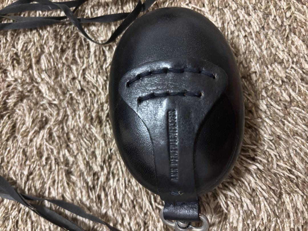 アンドゥムルメステール　レザーケース