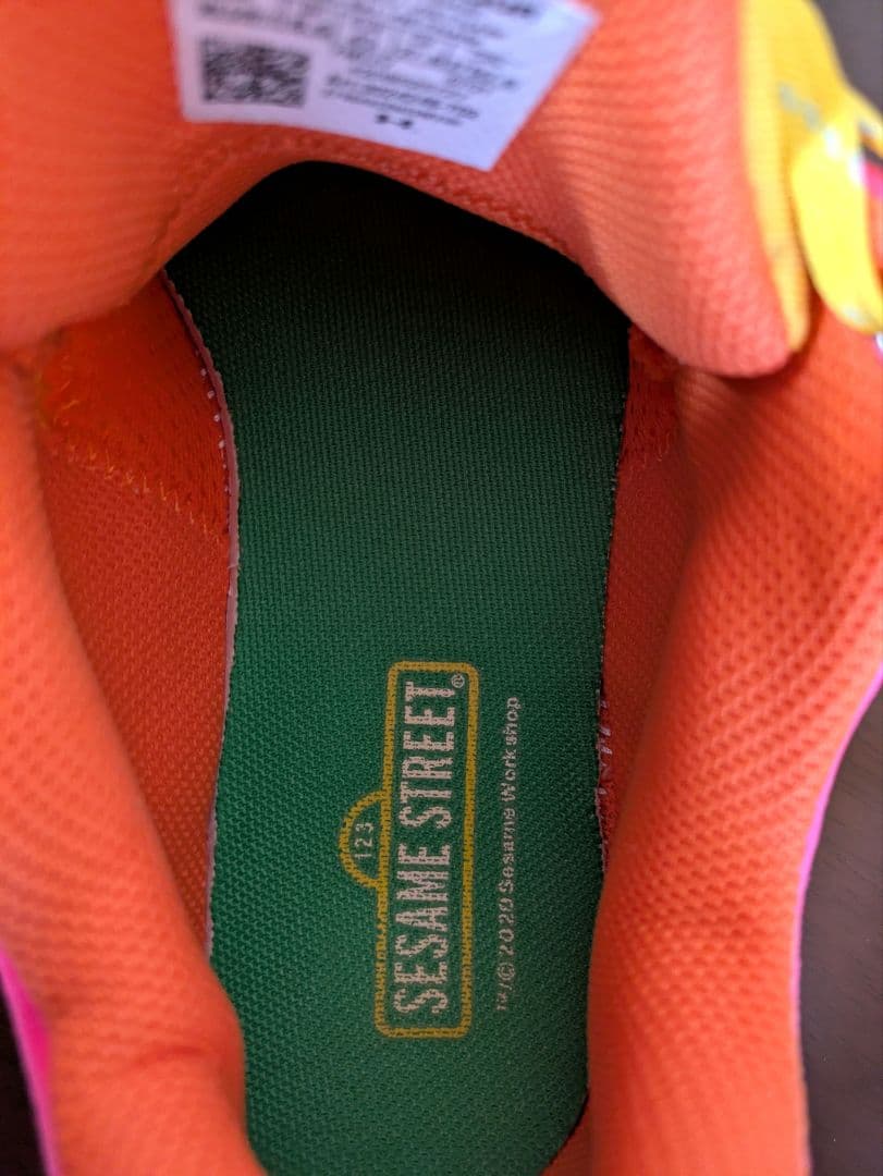 アンダーアーマー　カリー フロー 9 セサミストリート　27.5cm