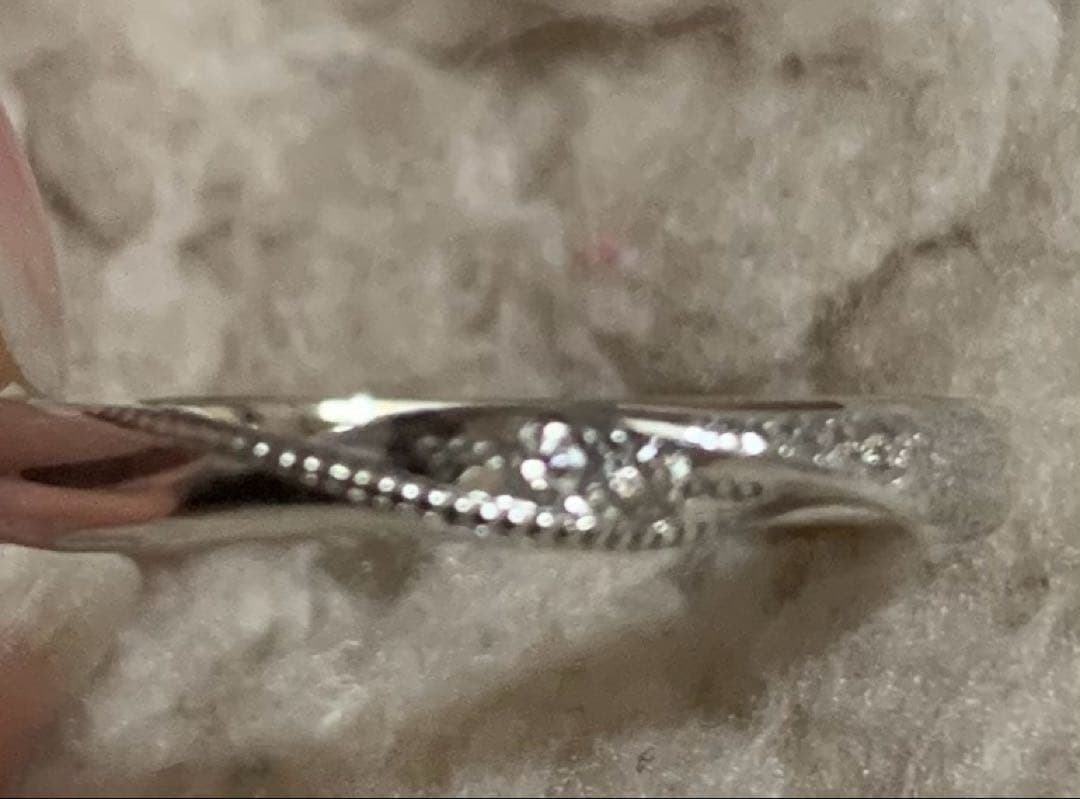 ハンドメイドリング　ホワイトダイヤ