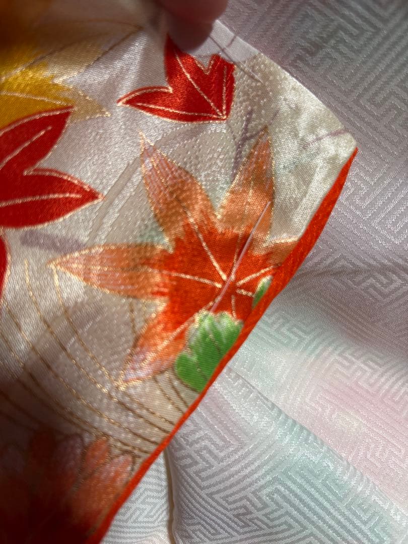 七五三用 花柄着物　未使用豪華　赤オレンジベージュ地　旭化成エルタス 旭秀苑創作