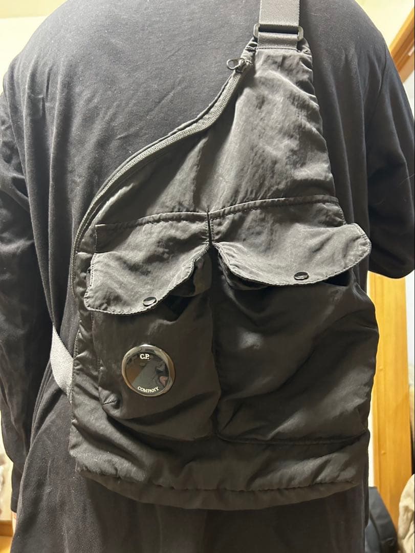 C.P. Company ブラック ショルダーバッグ
