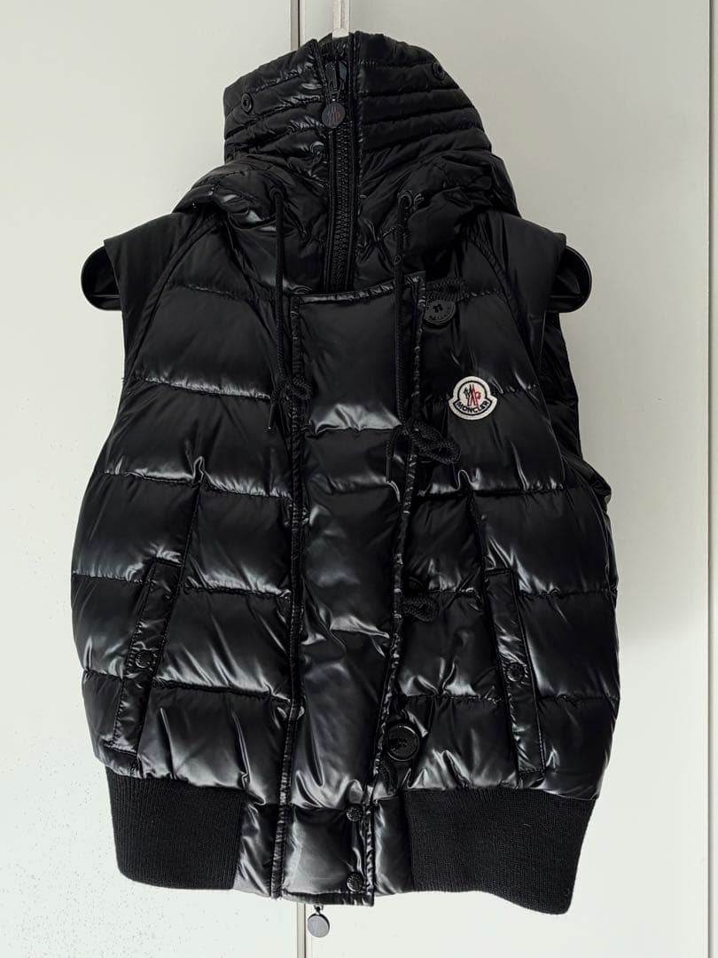 【美品】 MONCLER モンクレール ブラック　TARNGILET ブラック