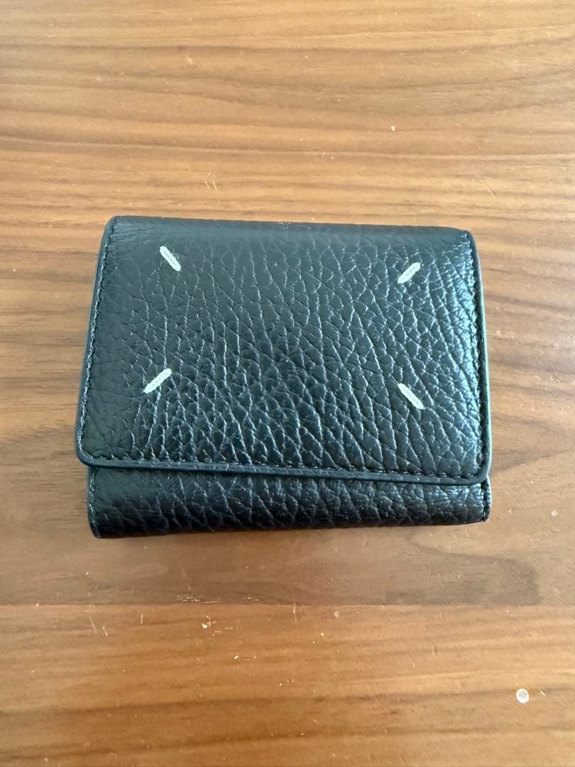 Maison Margiela ブラックレザー三つ折り財布