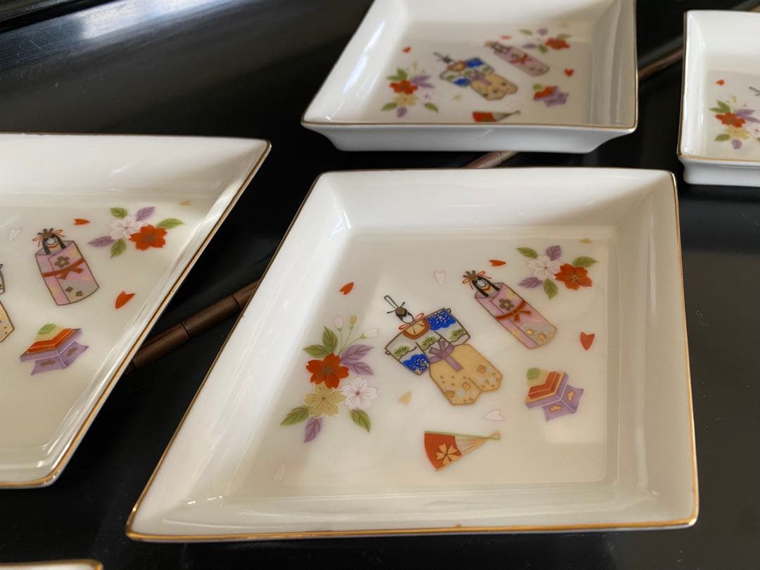 ひな祭りデザイン茶器セット