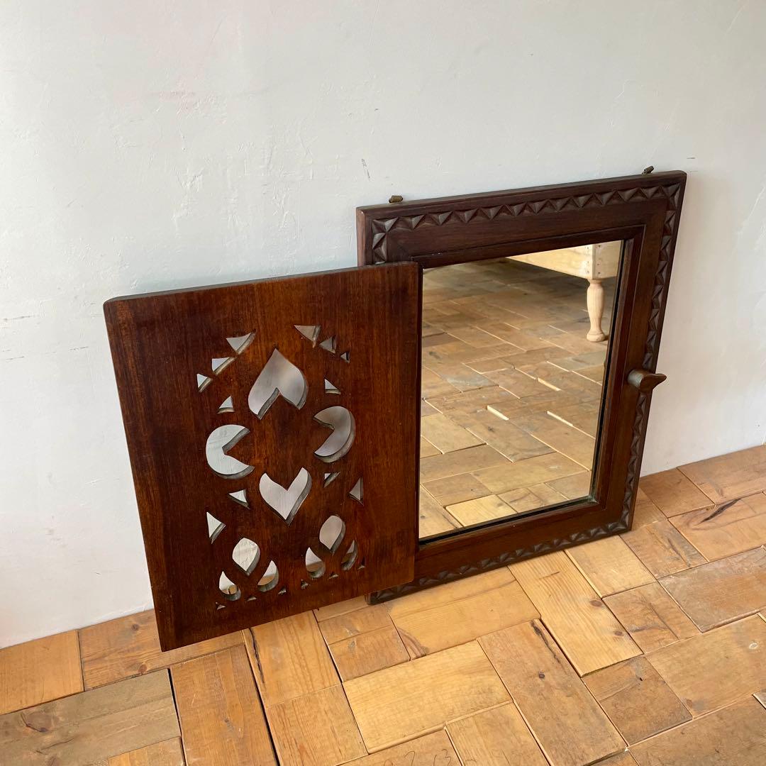 【専用】112. 木彫 透彫り 扉付き 四角型 鏡 ミラー 壁掛け