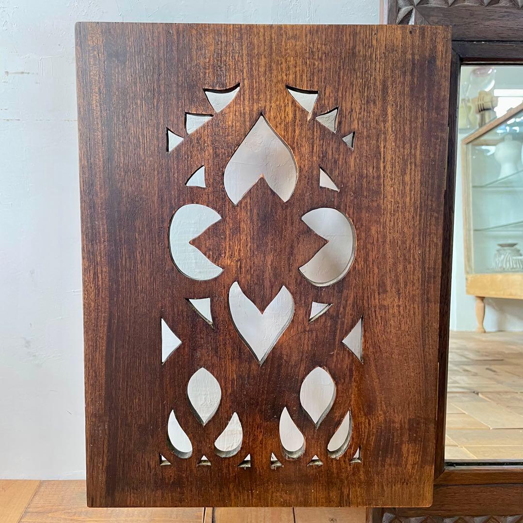 【専用】112. 木彫 透彫り 扉付き 四角型 鏡 ミラー 壁掛け