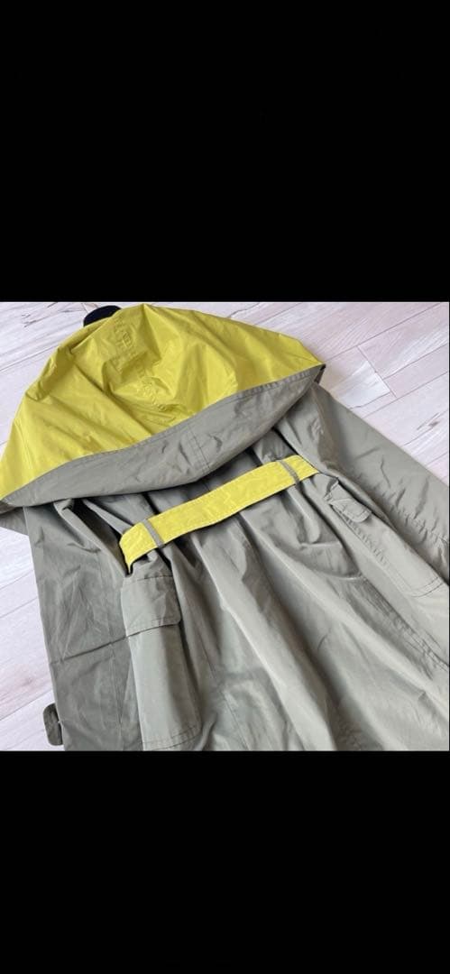 マックスマーラシティ最高級ライン　撥水加工リバーシブル　フーデッドベルトコート