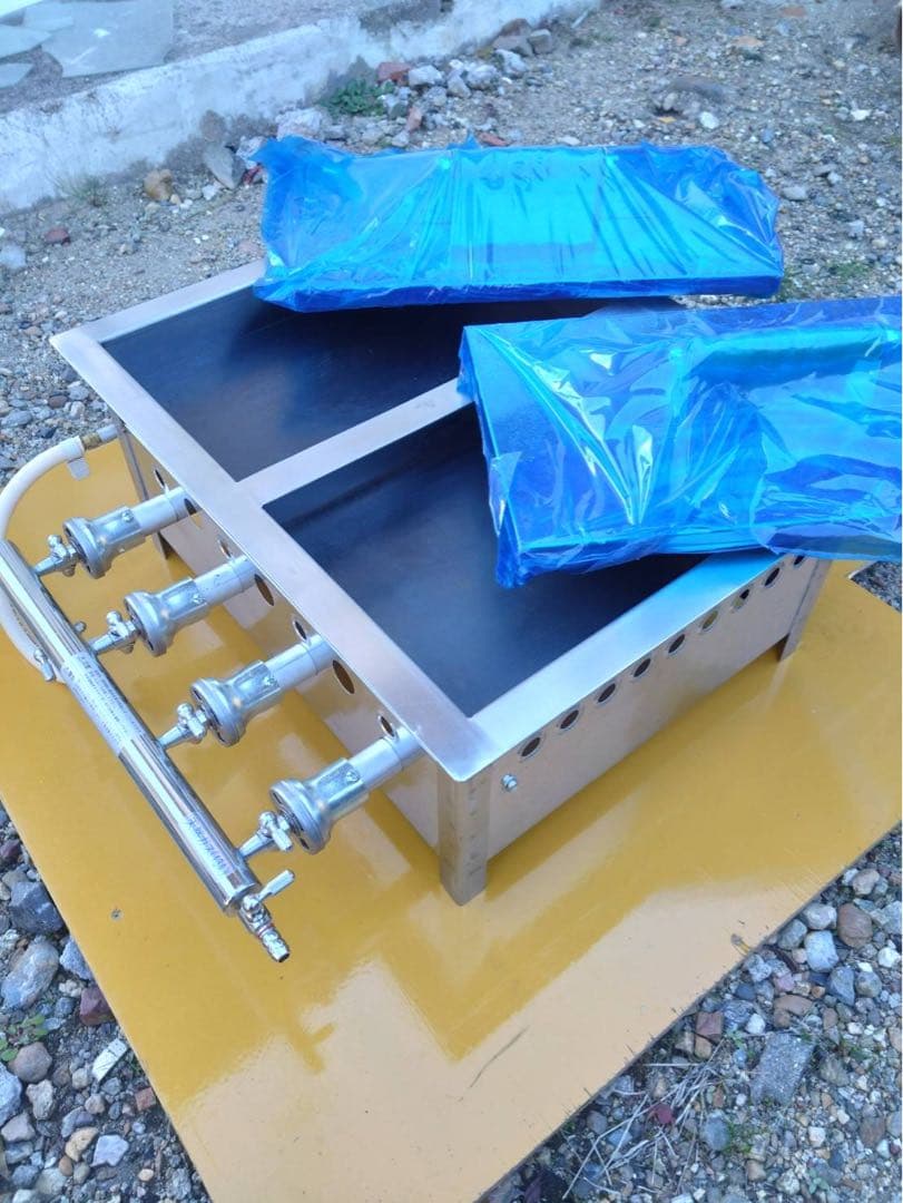 業務用ガス餃子焼機（仕切り付き）