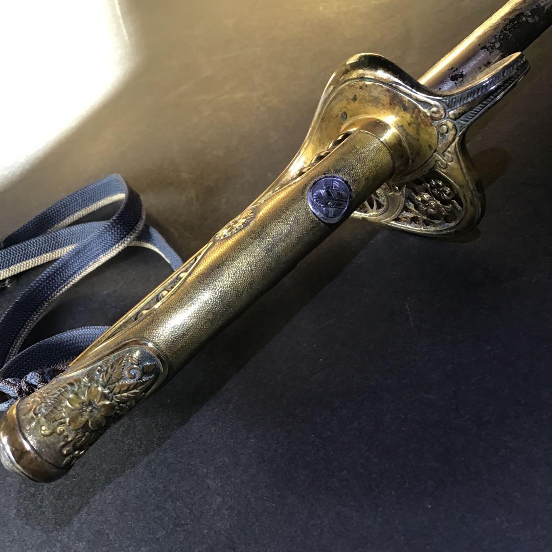 戦前昭和　指揮刀　丸ニ鷹の羽家紋　特注サーベル