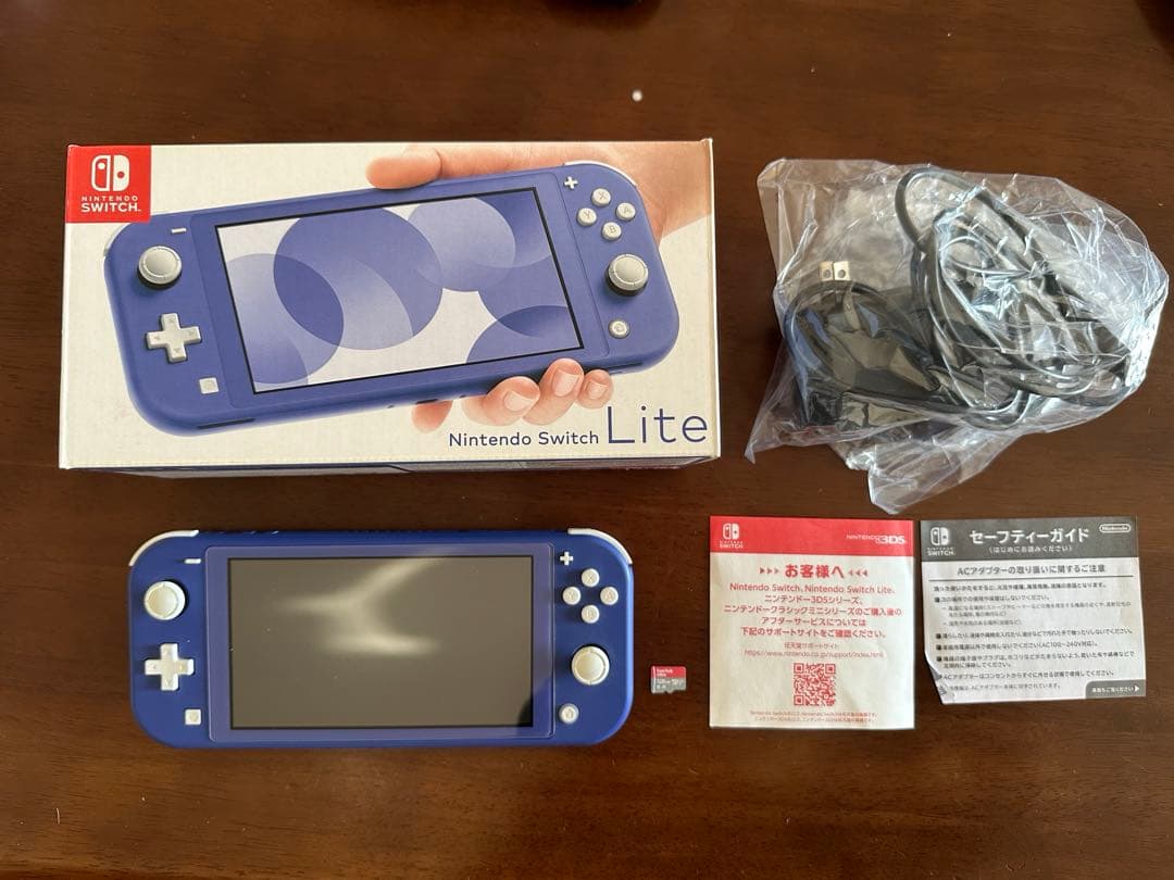 Switchライト ブルー マイクロSD ケース付き